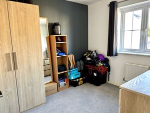 Bedroom- click for photo gallery